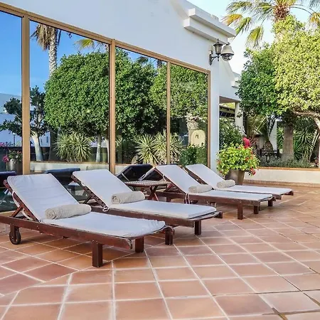 Vila Palmeras *